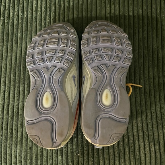 Nike AirMax 97 shoes - Picture 7 of 8